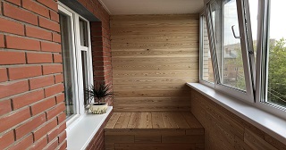 Отделка, остекление, утепление балконов в Кыштыме от 211 руб. м/2.