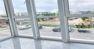 Панорамное остекление балкона Кыштым цена от 11 тыс. руб. м/п.