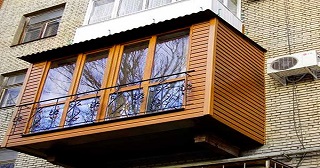 Внешняя отделка балкона Кыштым цена от 1051 руб. м/2.